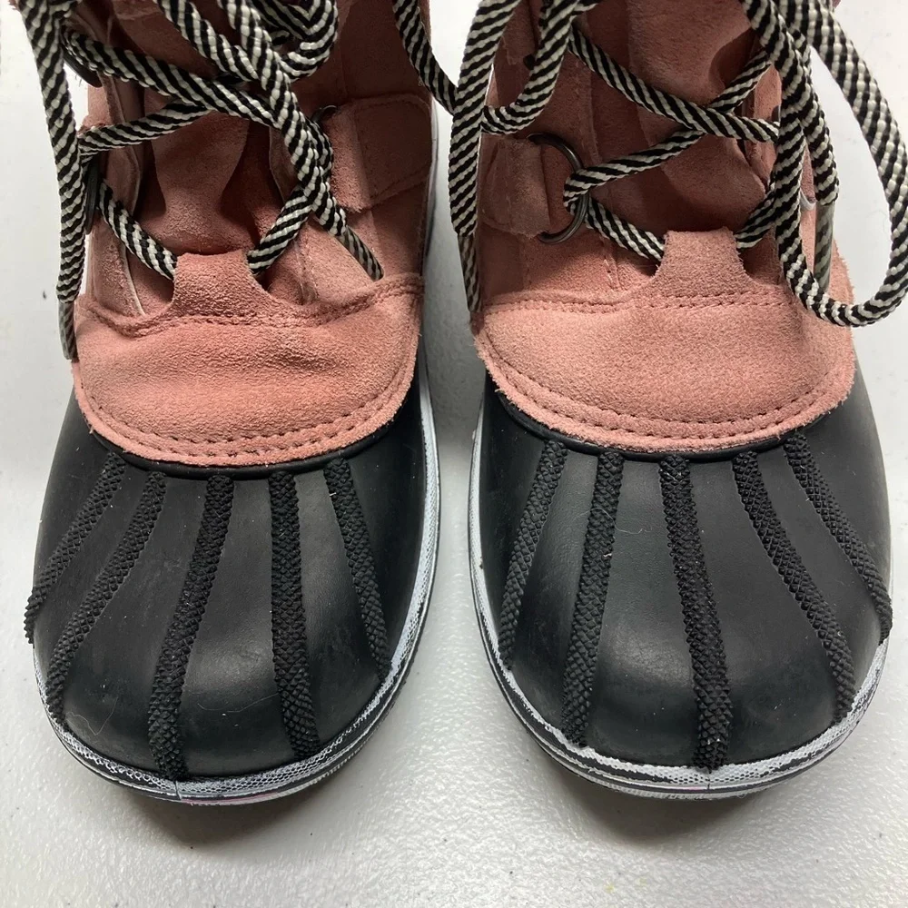 Cat & Jack Girl’s Thermolite Winter Boots, Size 2, Pink/Black, Faux Fur, Lace Up